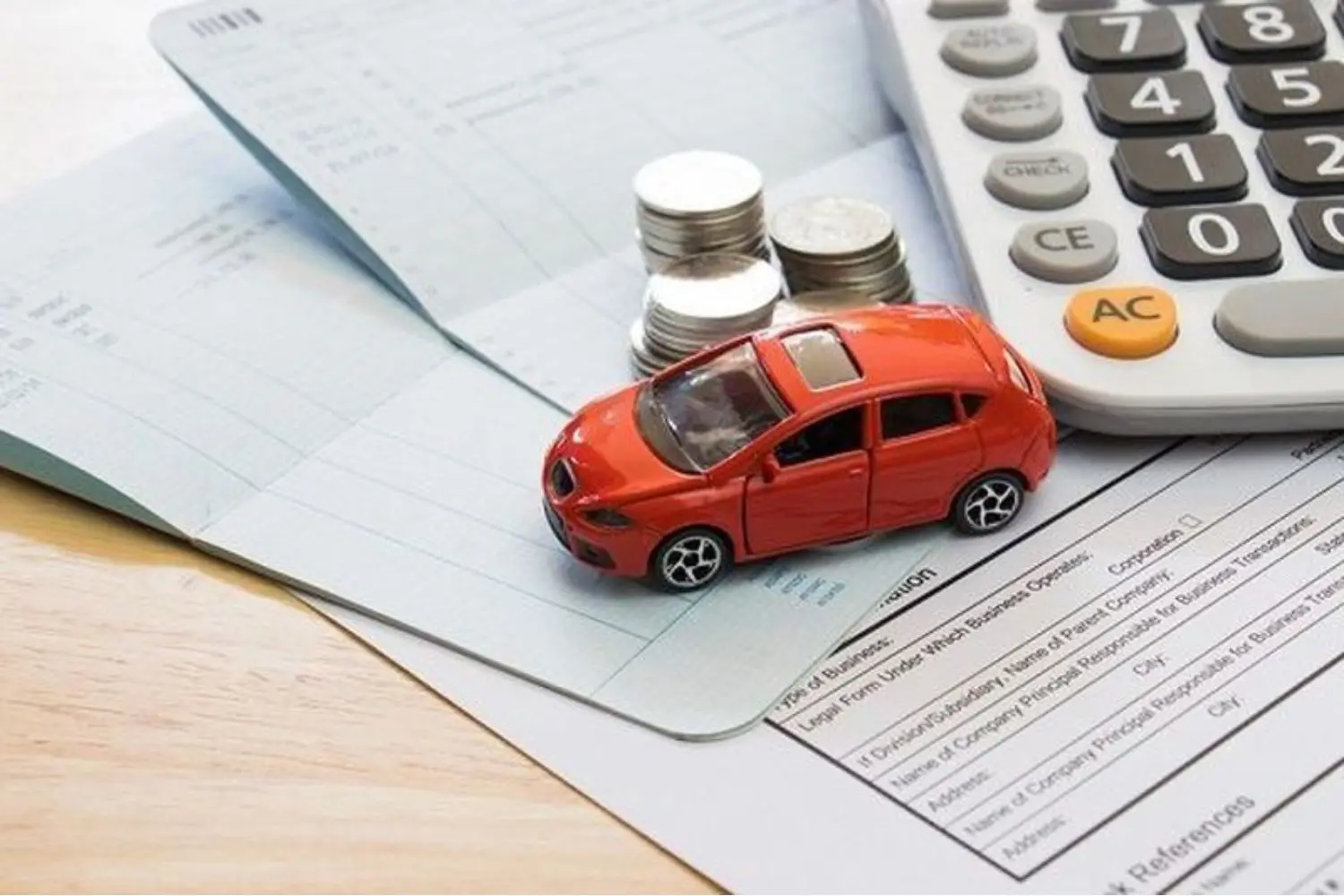 Mua xe ôtô trả góp trả trước bao nhiêu? Số tiền cần trả cho mỗi tháng