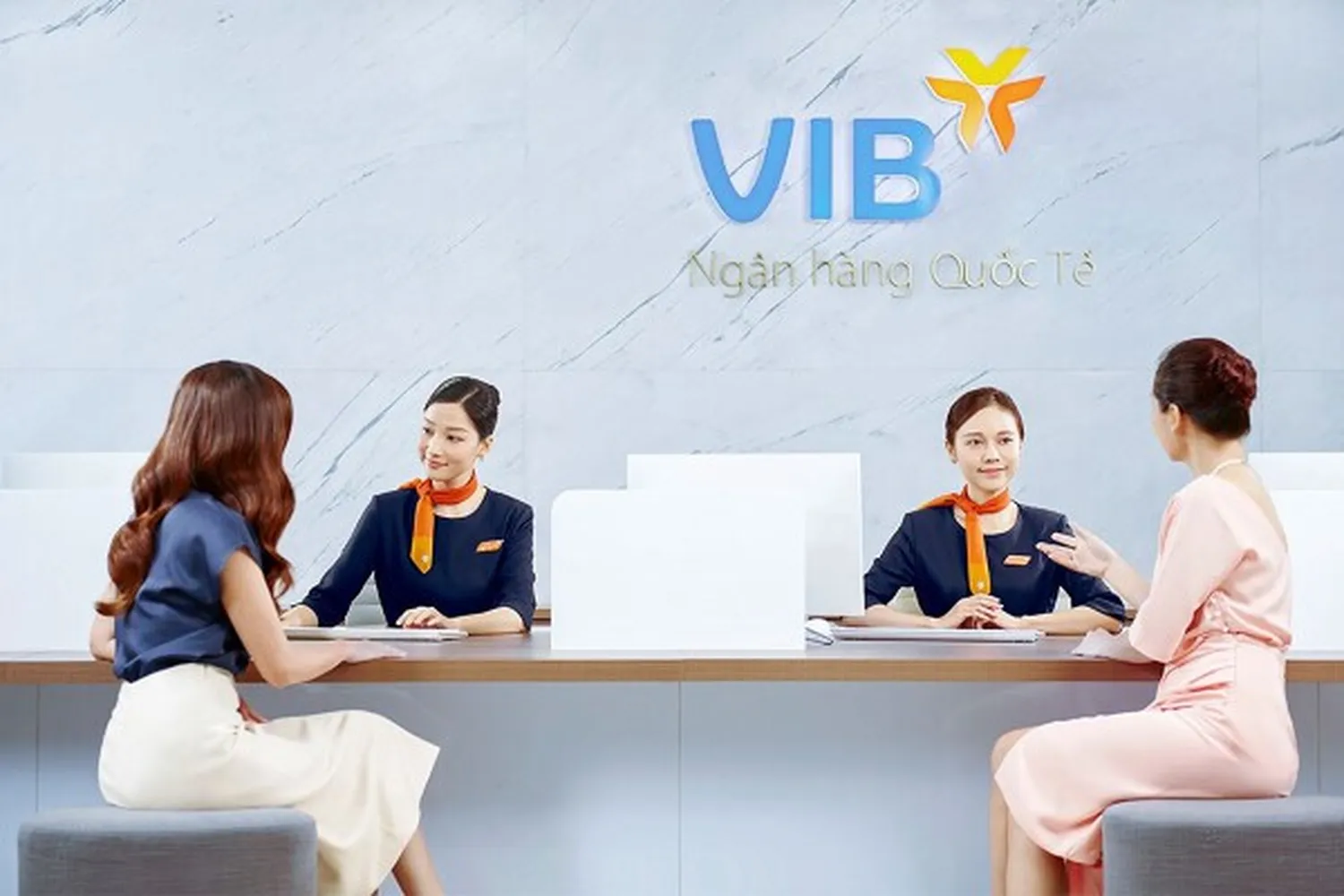 Sở hữu thẻ tín dụng VIB không chỉ mang lại tiện ích thanh toán mà còn là công cụ xây dựng uy tín tài chính vững chắc.