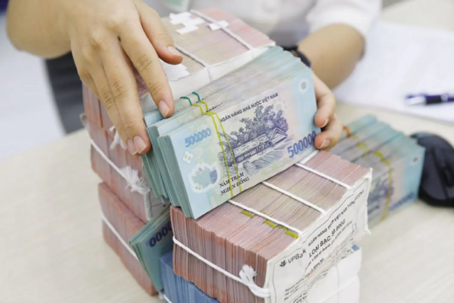 Top các ngân hàng cho vay trả góp lãi suất thấp ưu đãi