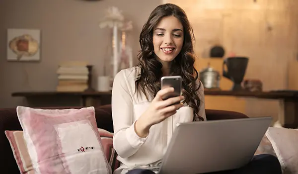 Bạn có thể dễ dàng sử dụng ví MoMo để nạp tiền vào ví điện tử ViettelPay
