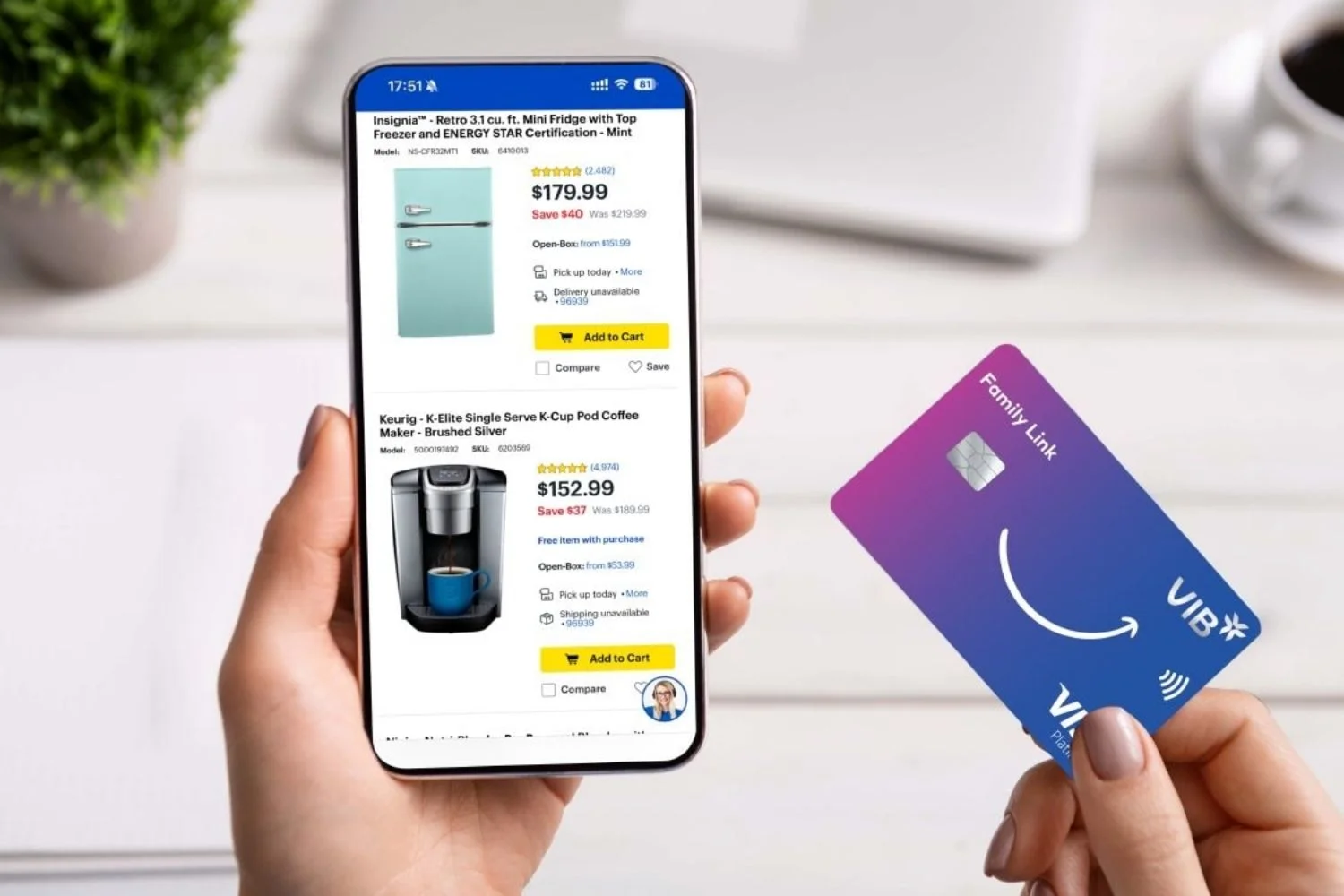 Khi người dùng thực hiện giao dịch online, hệ thống sẽ yêu cầu nhập mã CVV để xác nhận người thanh toán đang trực tiếp sở hữu thẻ.