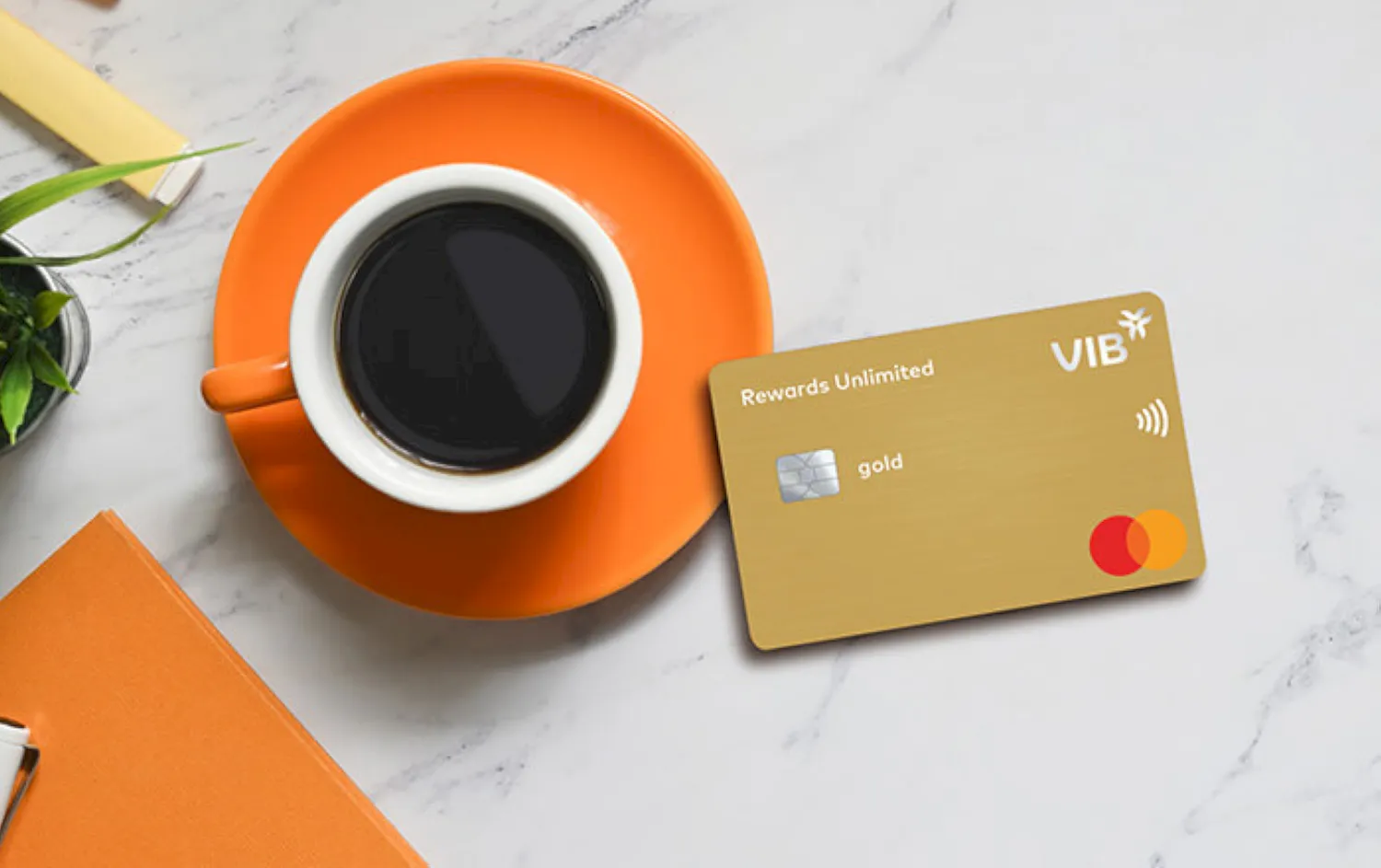 Thẻ VIB nổi bật với quy trình số hóa, duyệt nhanh và nhiều ưu đãi thiết thực.