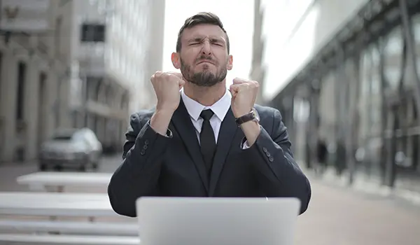 Bạn hãy áp dụng những cách tiết kiệm tiền hiệu quả để có thể sở hữu ngôi nhà cho riêng mình