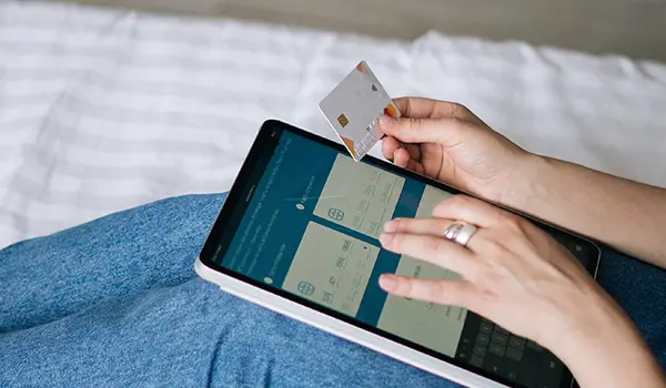 Tài khoản thụ hưởng là số thẻ hoặc số tài khoản mà người nhận cung cấp cho người chuyển tiền