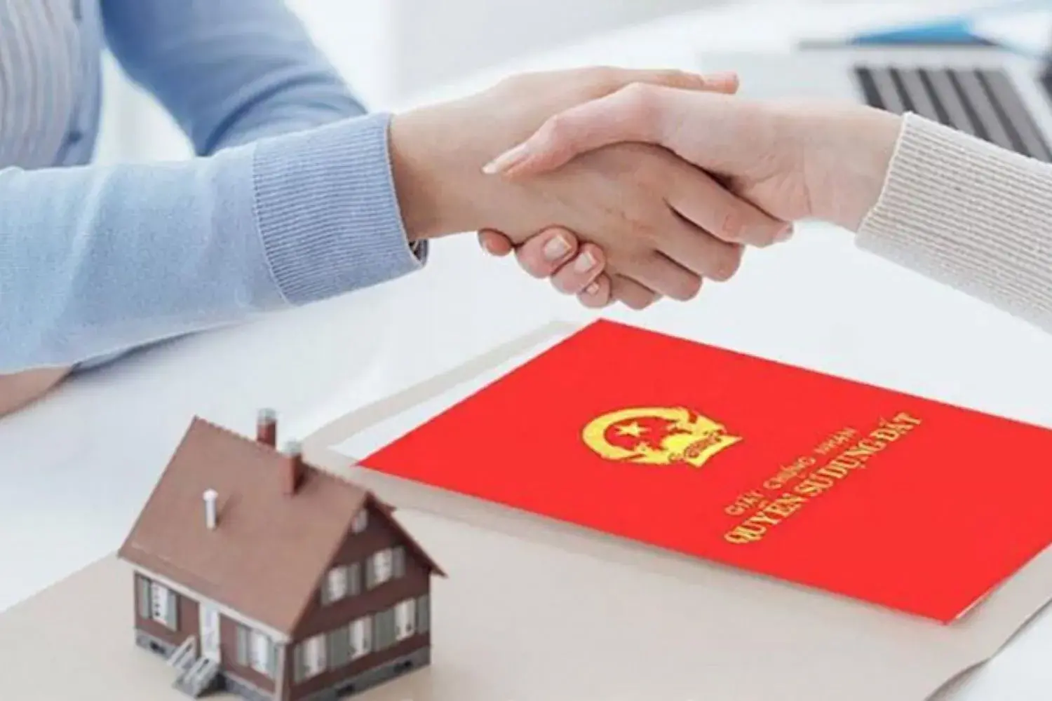 Vay thế chấp sổ đỏ, sổ hồng