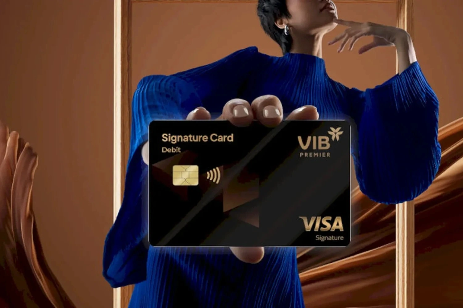 Khách hàng có thể dễ dàng mở thẻ Visa Debit VIB nhanh chóng qua Website và App Max.