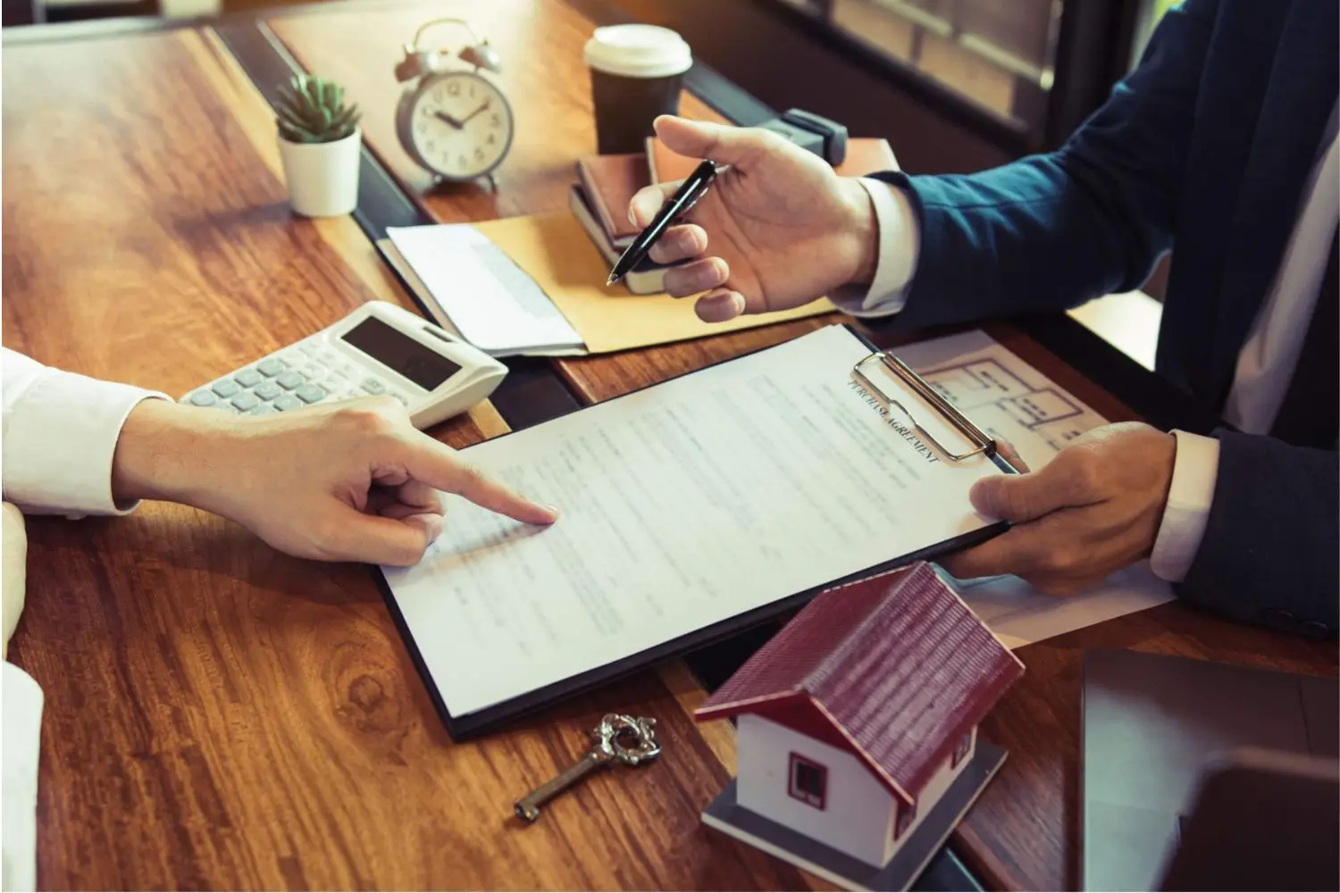 Vay ngân hàng bằng hợp đồng mua bán căn hộ chung cư được không?