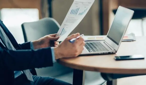 Nhà đầu tư cần phân tích các chỉ số trước khi tham gia vào bất kỳ quỹ đầu tư nào