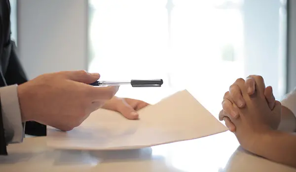 Nếu hồ sơ được xét duyệt, ngân hàng sẽ cấp tín dụng cho bạn