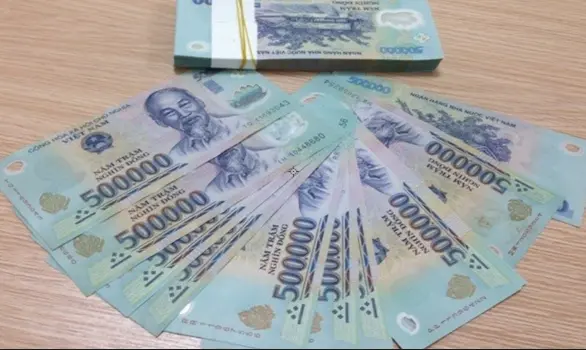Dựa vào tình hình tài chính của mình mà bạn có thể chọn kỳ hạn gửi tiết kiệm phù hợp