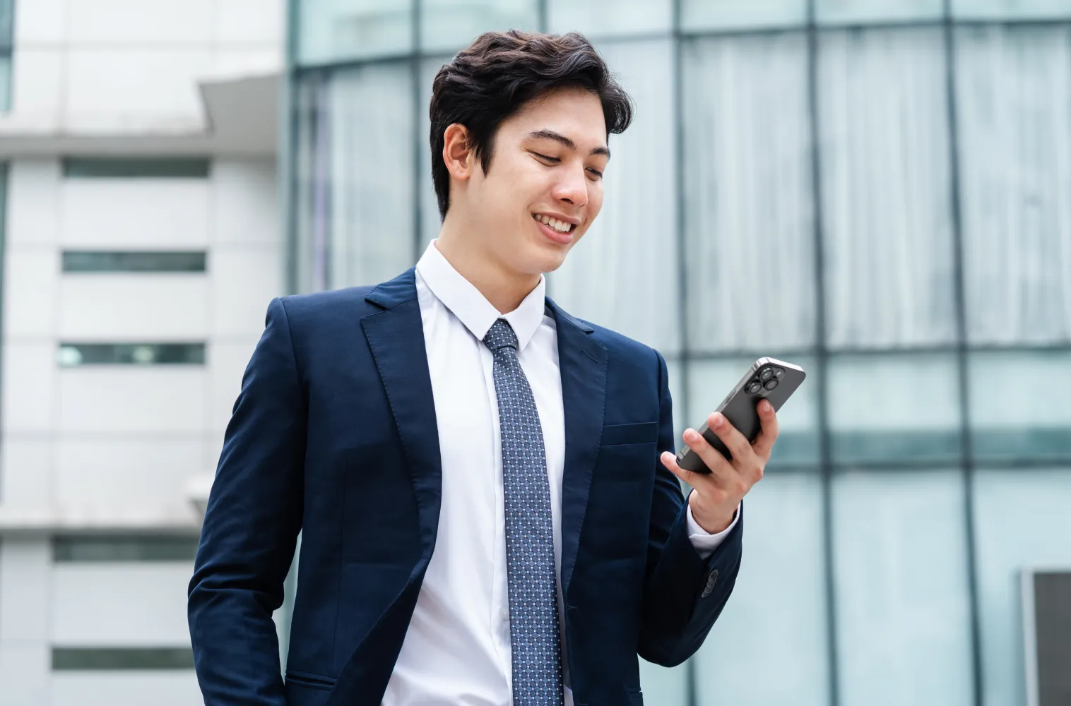 Việc thanh toán vay trả góp thông qua ví điện tử hoàn toàn đơn giản