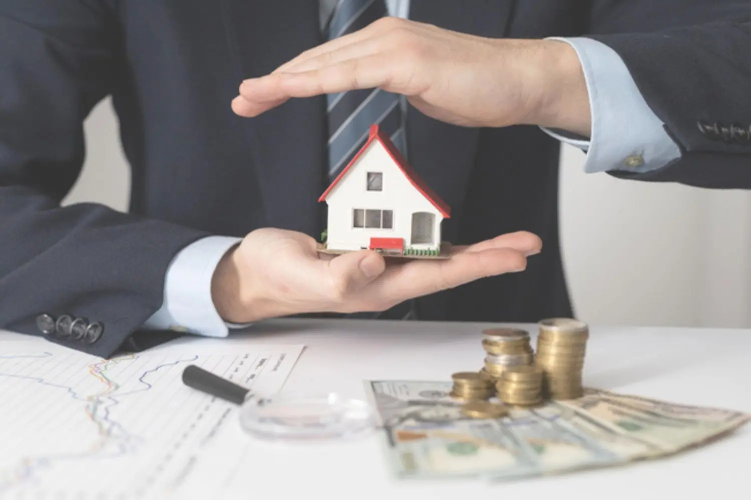Vay thế chấp ngân hàng là gì? Hình thức vay, lợi ích và lãi suất
