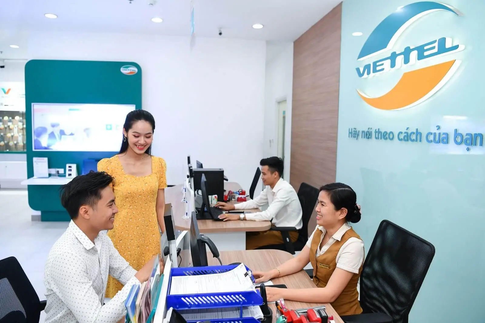 Dịch vụ chuyển tài khoản - Ishare của Viettel giúp bạn dễ dàng nạp thẻ cho người khác