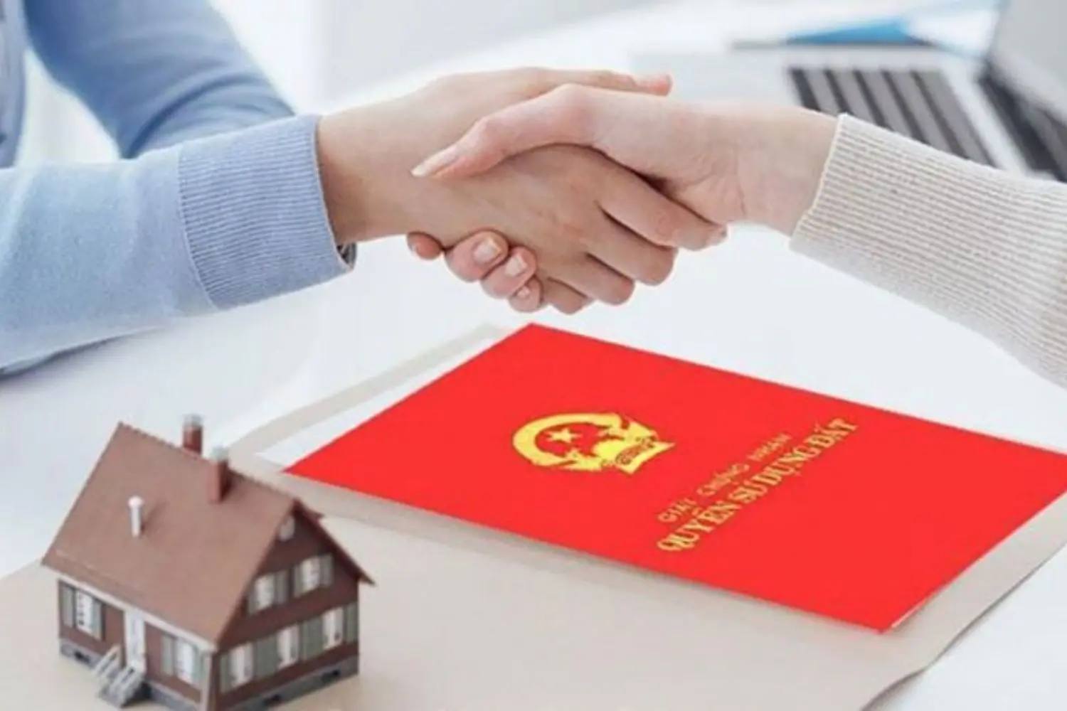 Thế chấp sổ đỏ vay được bao nhiêu tiền ở các ngân hàng hiện nay?