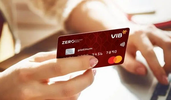 Bạn nên chú ý thời hạn thanh toán thẻ tín dụng để không bị chậm