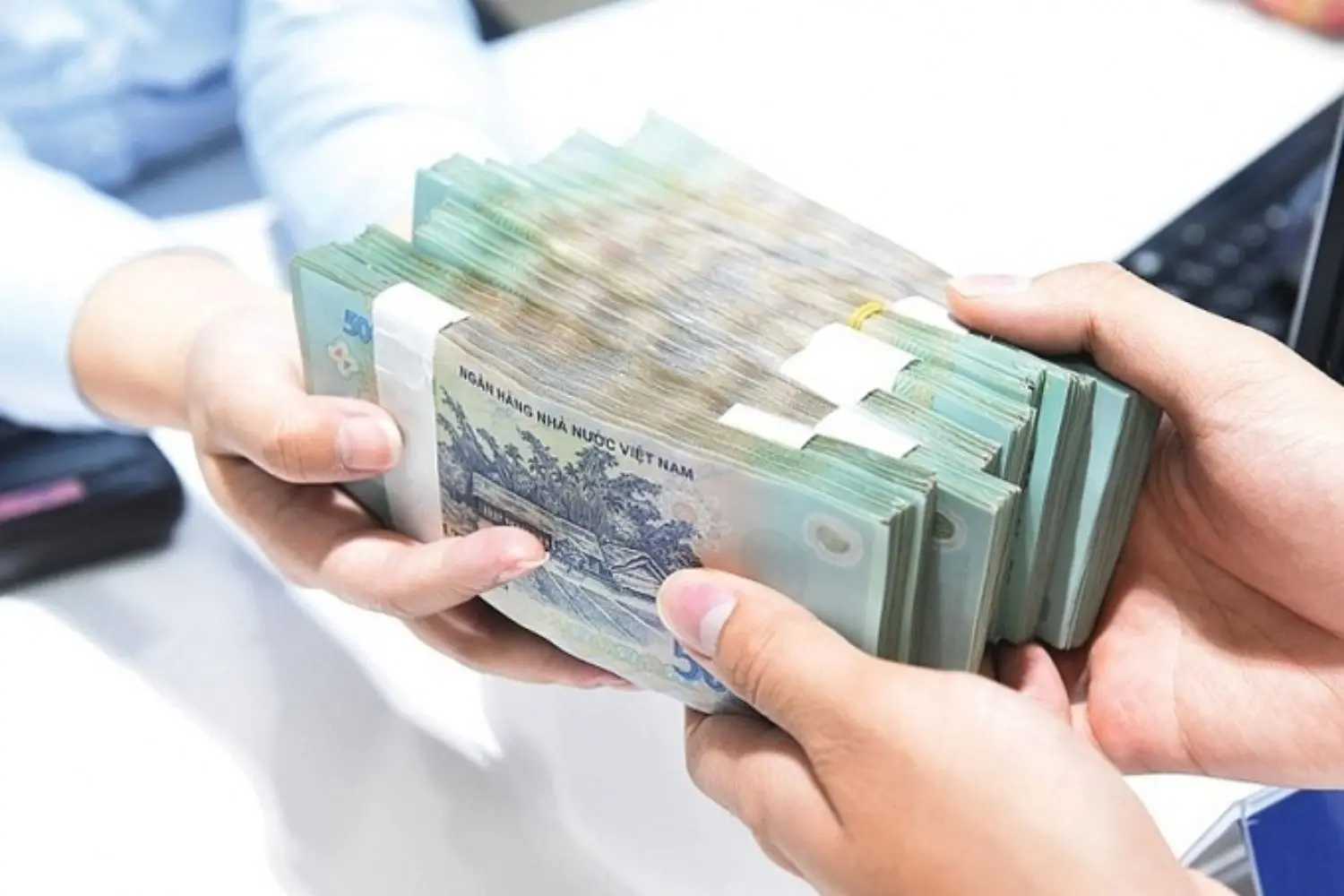 Top các ngân hàng cho vay trả góp lãi suất thấp ưu đãi