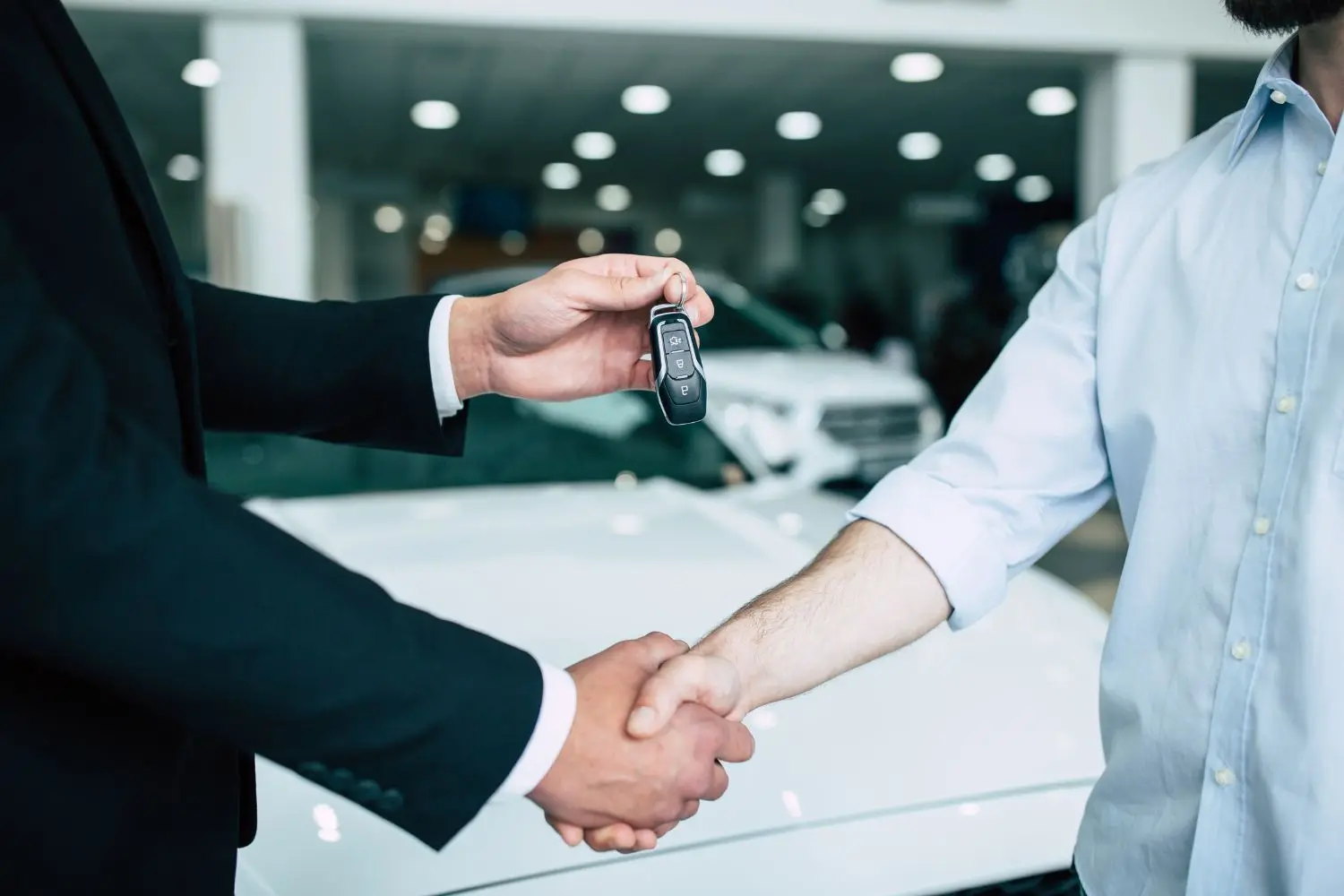 Mua trả góp bằng thẻ tín dụng đem lại nhiều tiện lợi và ưu đãi