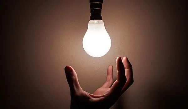 Chỉ khi bạn đóng đầy đủ tiền điẹn và lãi thì điện mới được cung cấp trở lại sau 24h