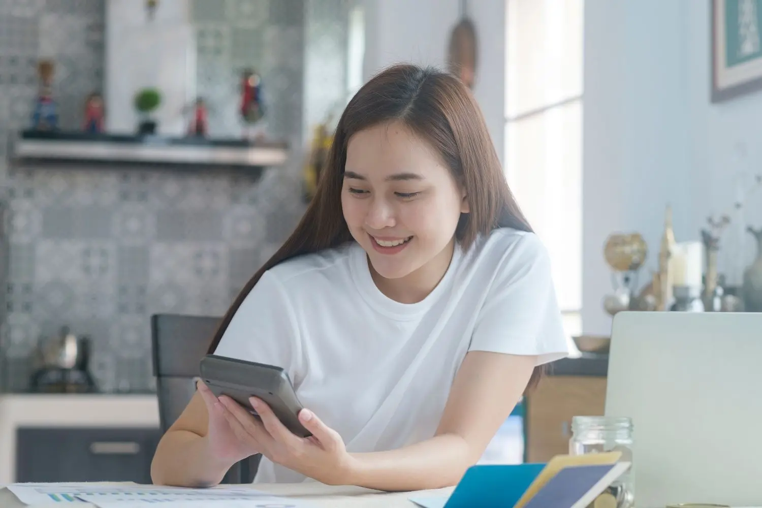  Nếu biết cách tận dụng các khuyến mãi từ thẻ tín dụng thì bạn có thể tiết kiệm nhiều chi phí