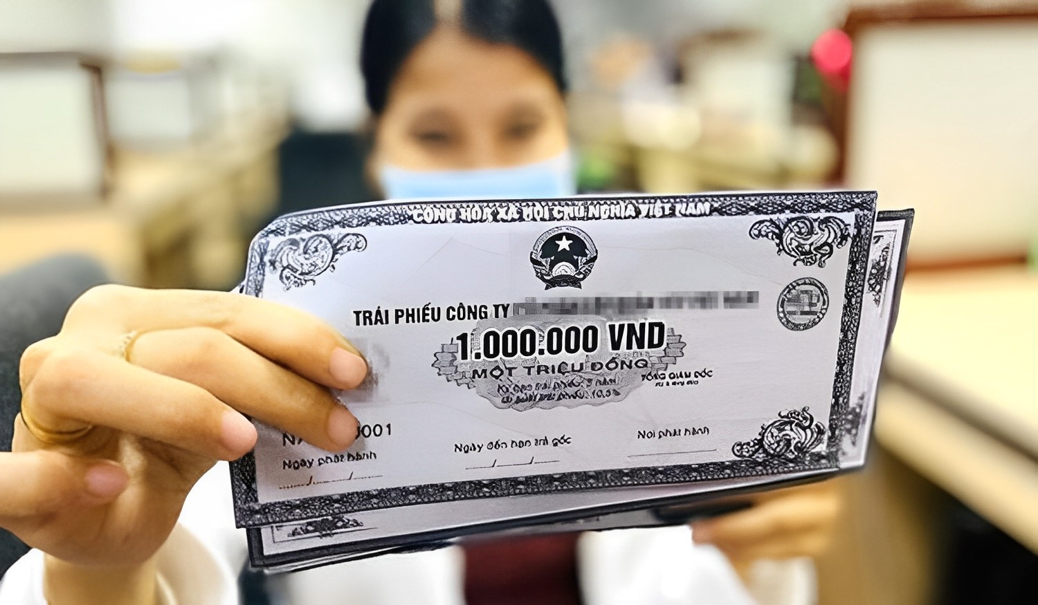 Trái phiếu thường khó chuyển nhượng hơn kỳ phiếu.