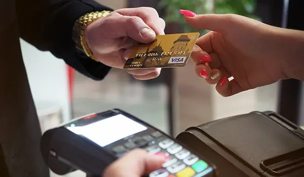 Trả hết nợ là cách giúp bạn nhanh chóng đạt được mục tiêu trong tài chính hơn