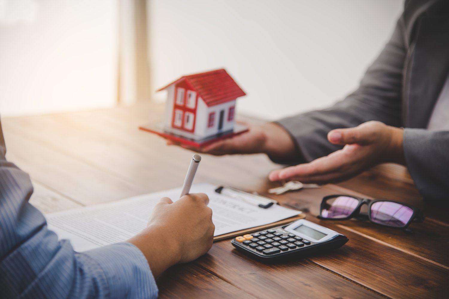 Bạn cần nắm rõ quy trình vay tiền xây nhà trả góp để giảm thiểu rủi ro và chủ động hơn 