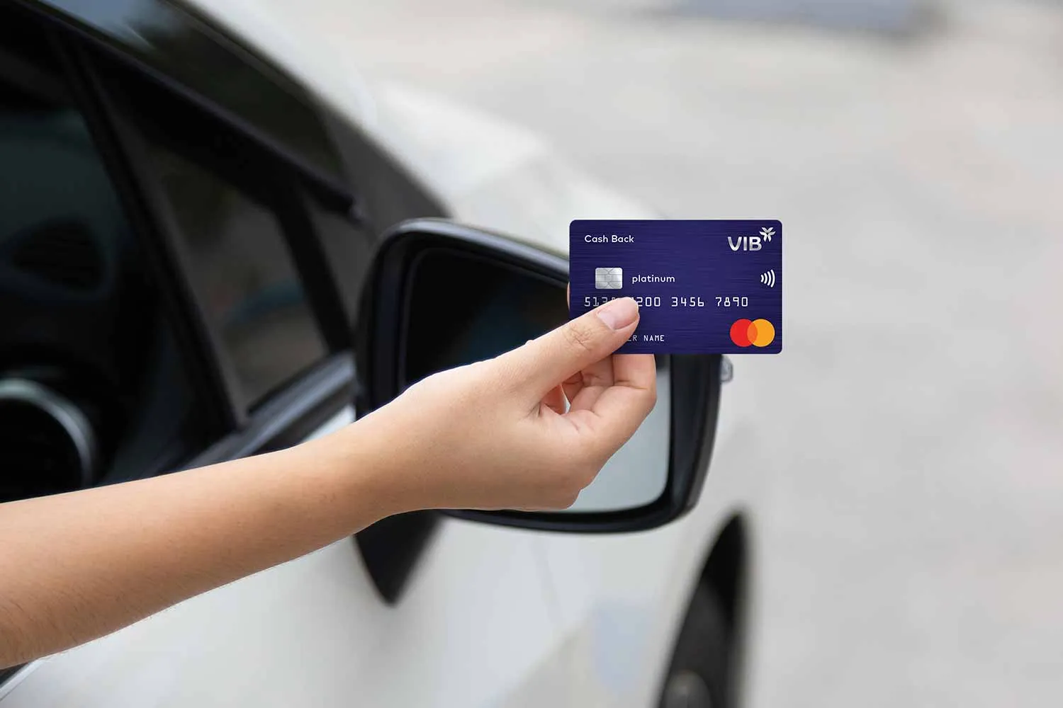 Cần tìm hiểu kỹ trước khi quyết định mua xe trả góp bằng thẻ tín dụng