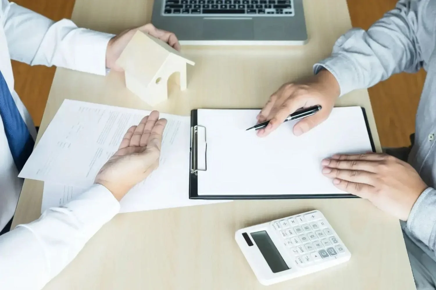 Lưu ý giữ lại hợp đồng, hóa đơn và chứng từ để dễ tra soát khi cần.